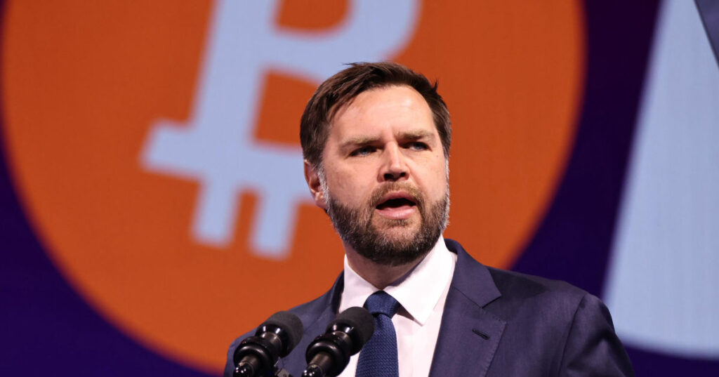 JD Vance Says “Bitcoin Finally Has a Champion in the White House” 2 JD Vance는 “비트코인이 드디어 백악관에 챔피언을 가졌다”라고 말했습니다. 3