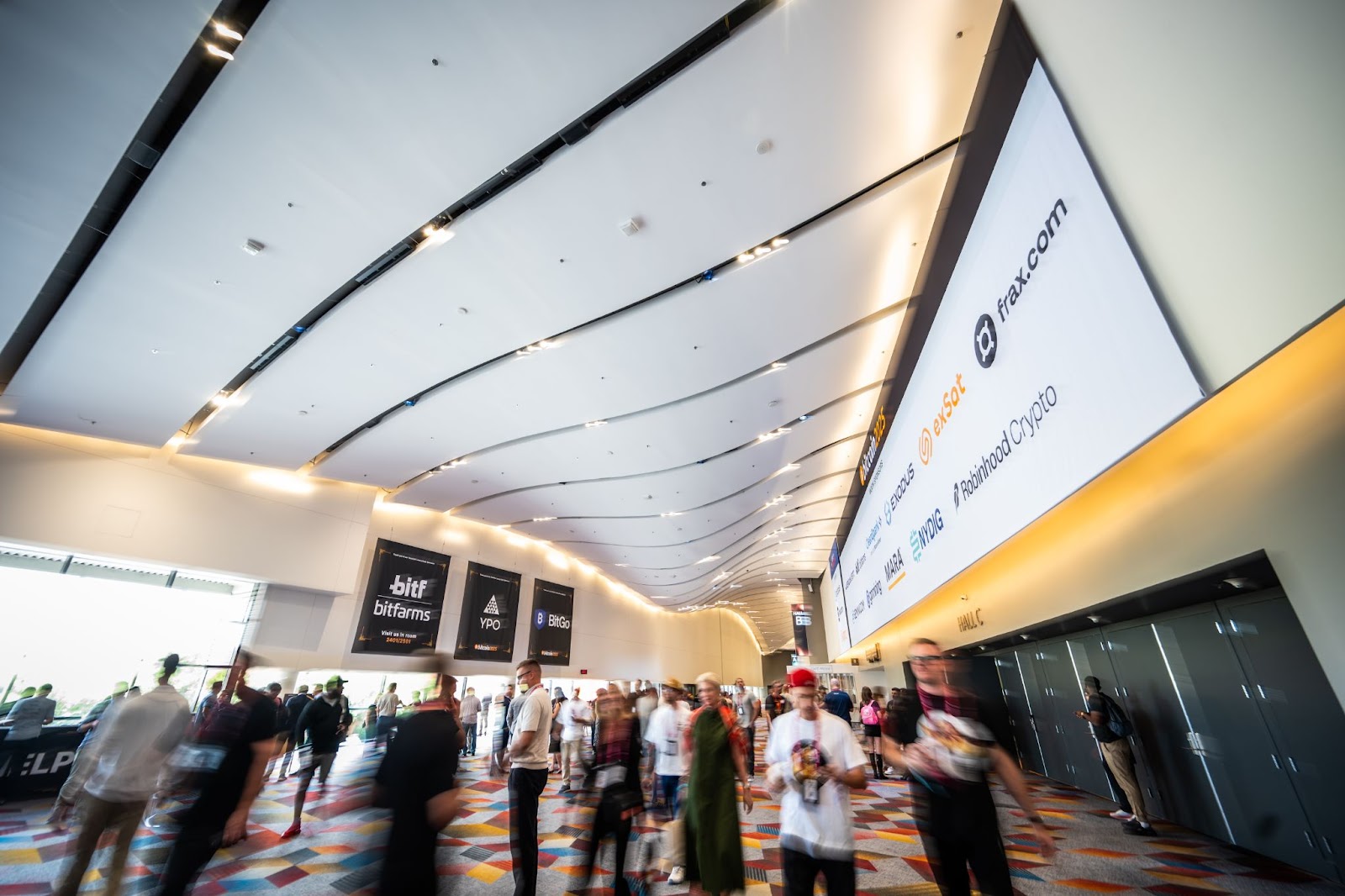 Bitcoin 2025 Las Vegas: Here’s What Went Down 7 Bitcoin 2025 Las Vegas: Here’s What Went Down 8