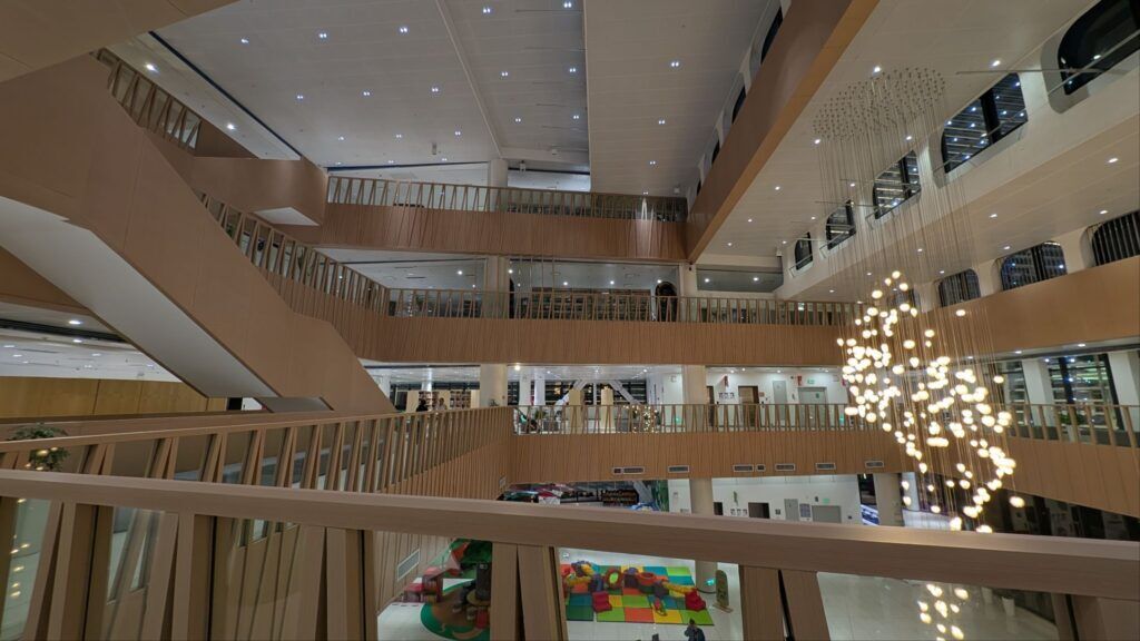Bukele’s Futuristic BINAES Library Blends Books, Bitcoin, and Family Play in Revitalized Capital 3